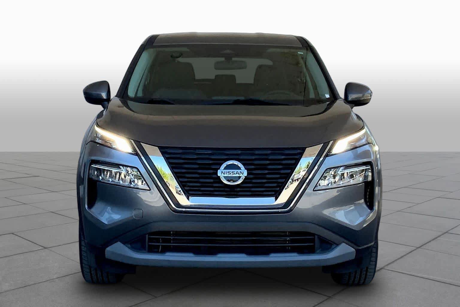 Used 2022 Nissan Rogue SV AWD/4WD image 4