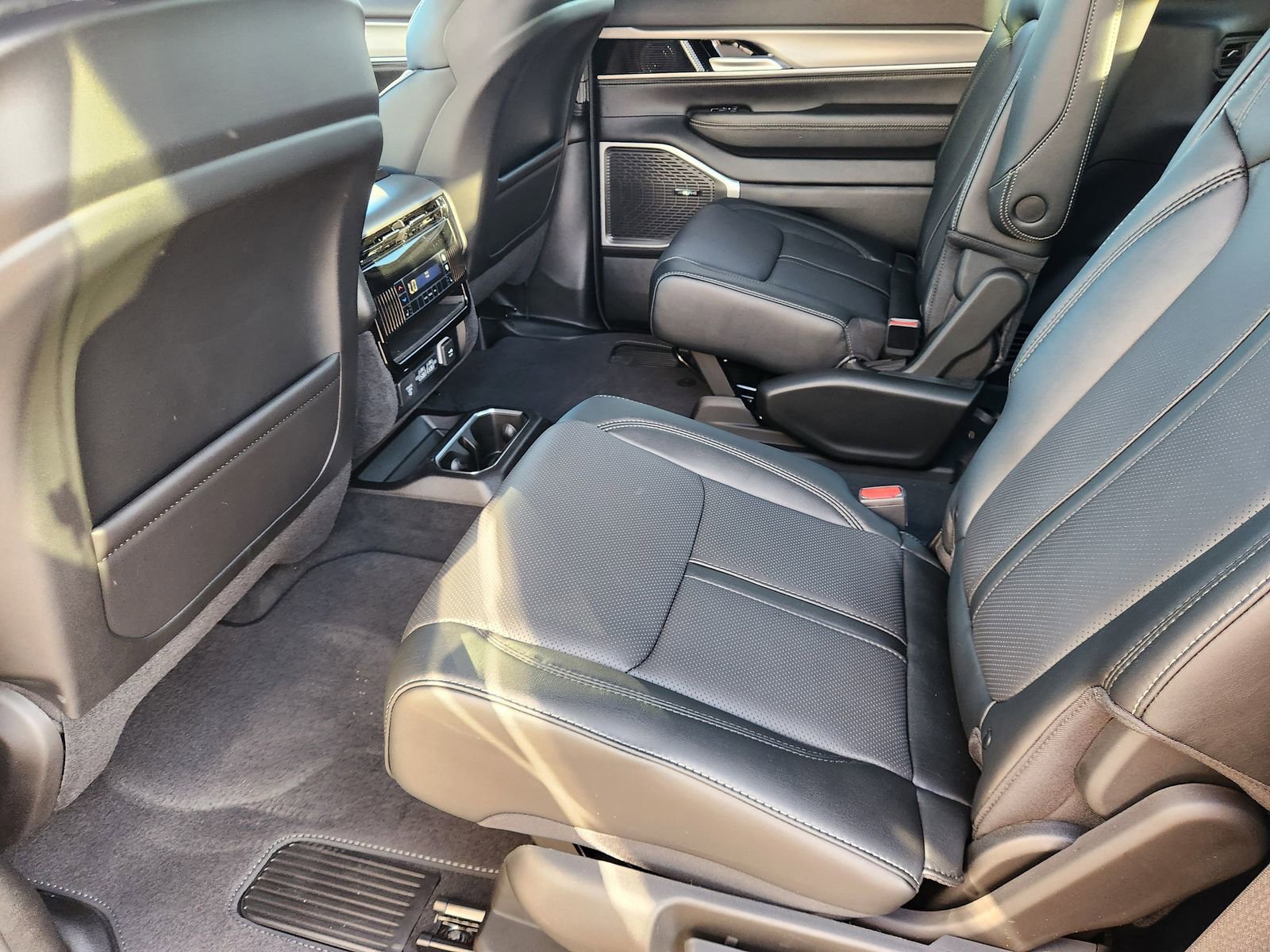 New 2025 Jeep Wagoneer Series II image 22