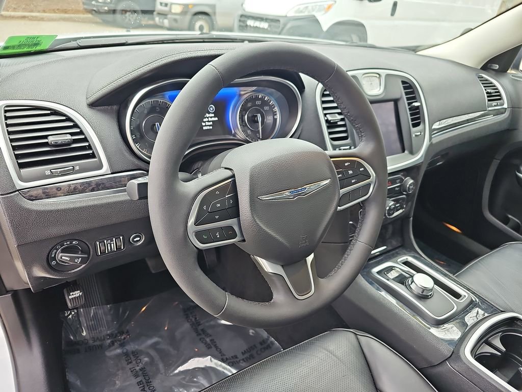 Used 2023 Chrysler 300 Touring L w/ Popular Equipment Group image 15