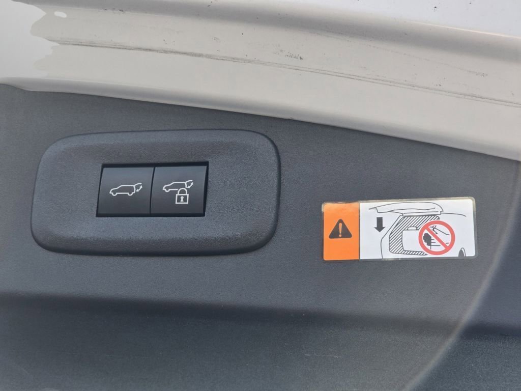 Used 2023 Lexus RZ 450e Premium w/ Technology Package image 26