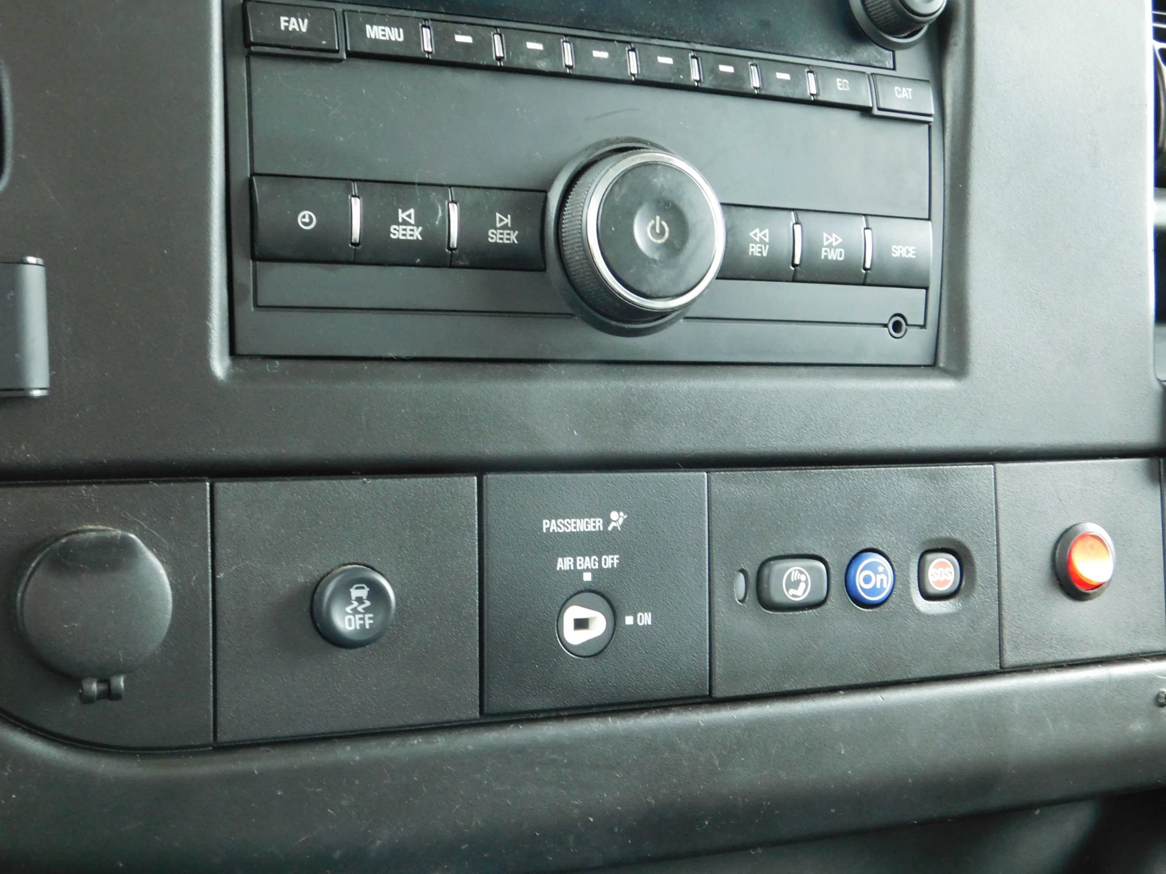 Used 2020 Chevrolet Express 2500 w/ Driver Convenience Package RWD image 20