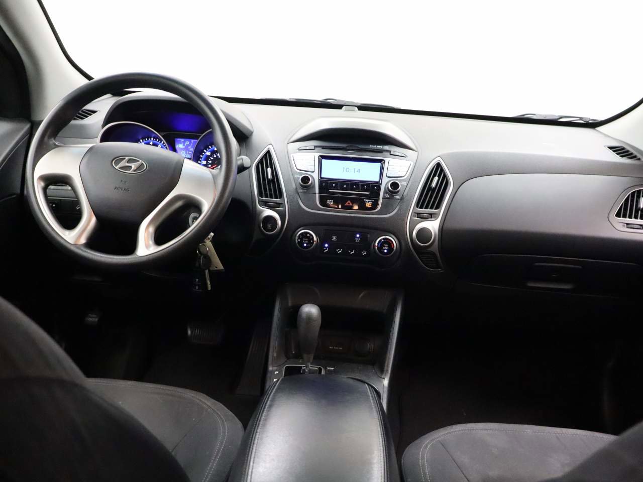 Used 2013 Hyundai Tucson GL FWD image 6