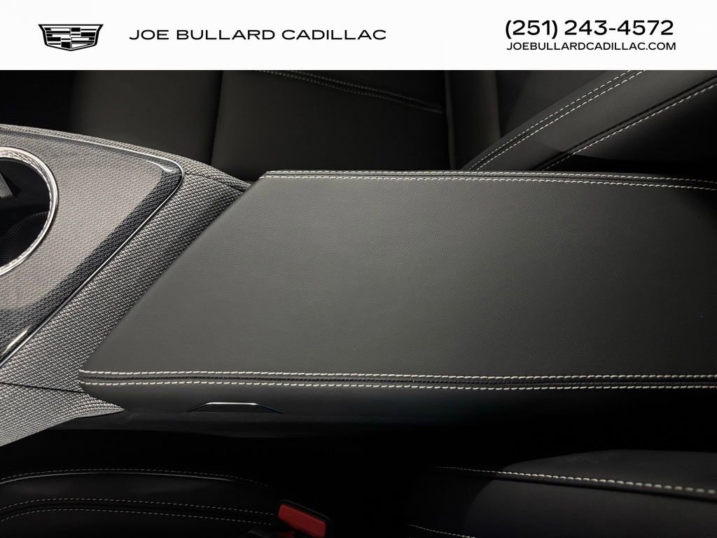New 2025 Cadillac Optiq Sport 1 w/ LPO, Floor Liner Package image 27