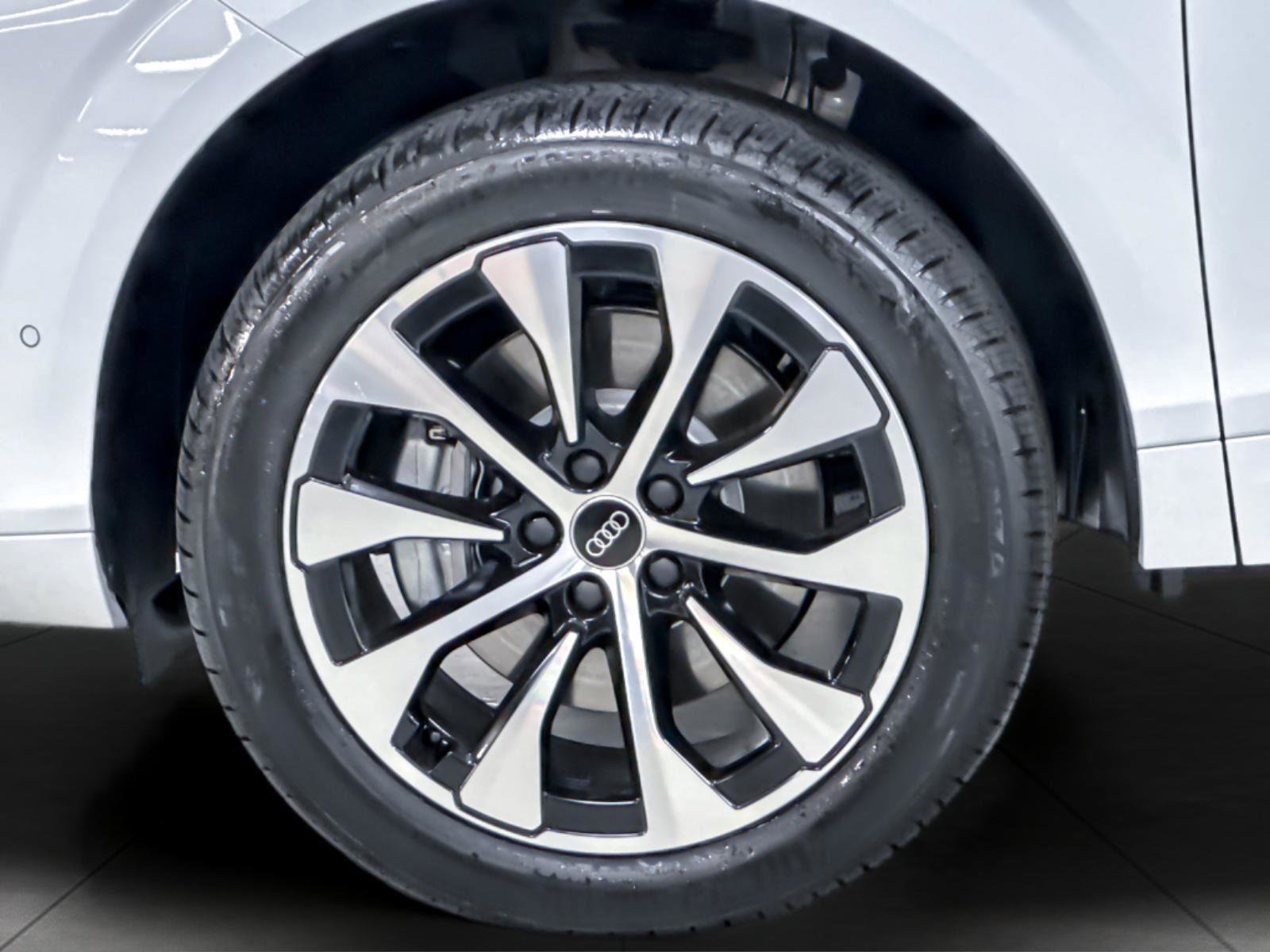 New 2026 Audi Q3 quattro 2.0T AWD/4WD image 25