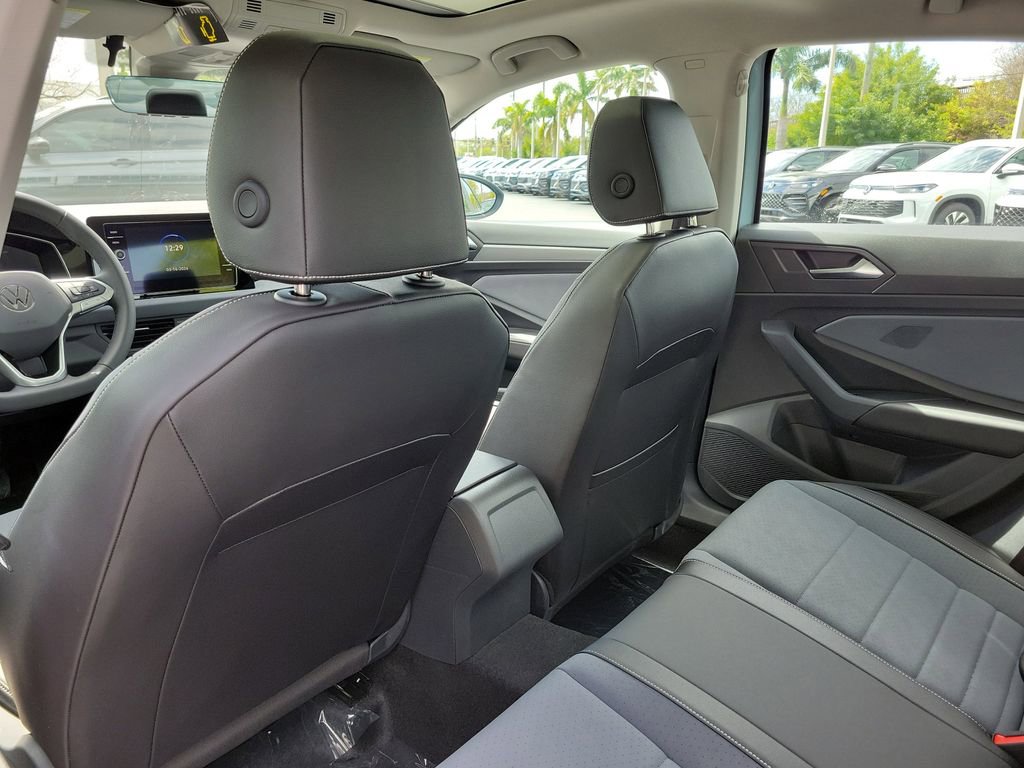 New 2026 Volkswagen Jetta SE image 8