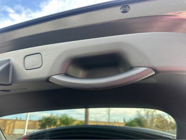 Certified 2025 Kia Niro LX image 20