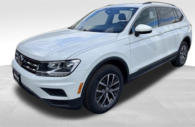 Used 2020 Volkswagen Tiguan SE AWD/4WD image 3