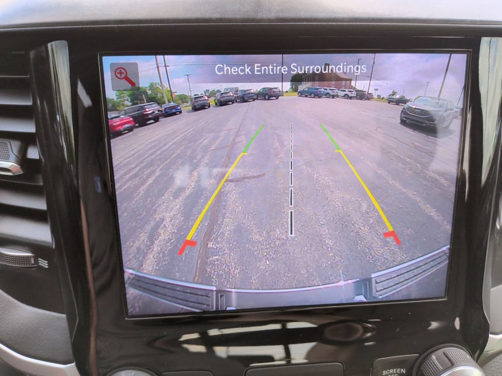 Used 2022 RAM 1500 Big Horn AWD/4WD image 14