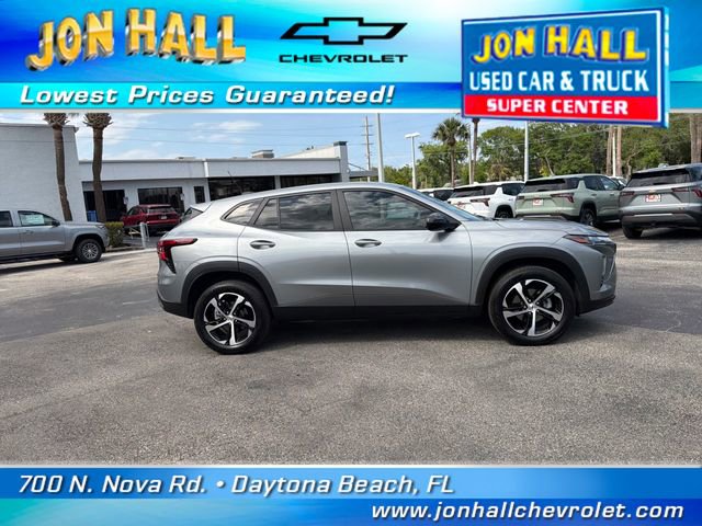 Used 2025 Chevrolet Trax RS w/ Driver Confidence Package FWD image 15