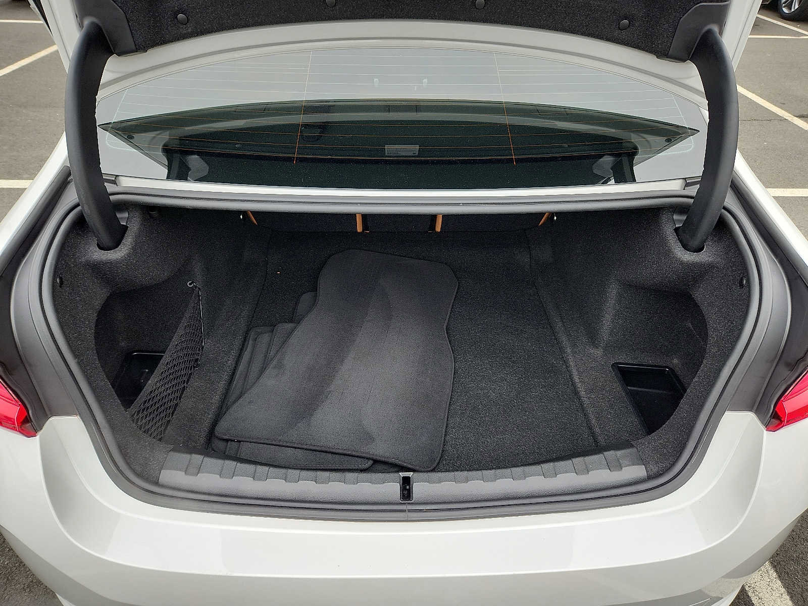 Certified 2023 BMW 330i xDrive Sedan w/ Premium Package image 27