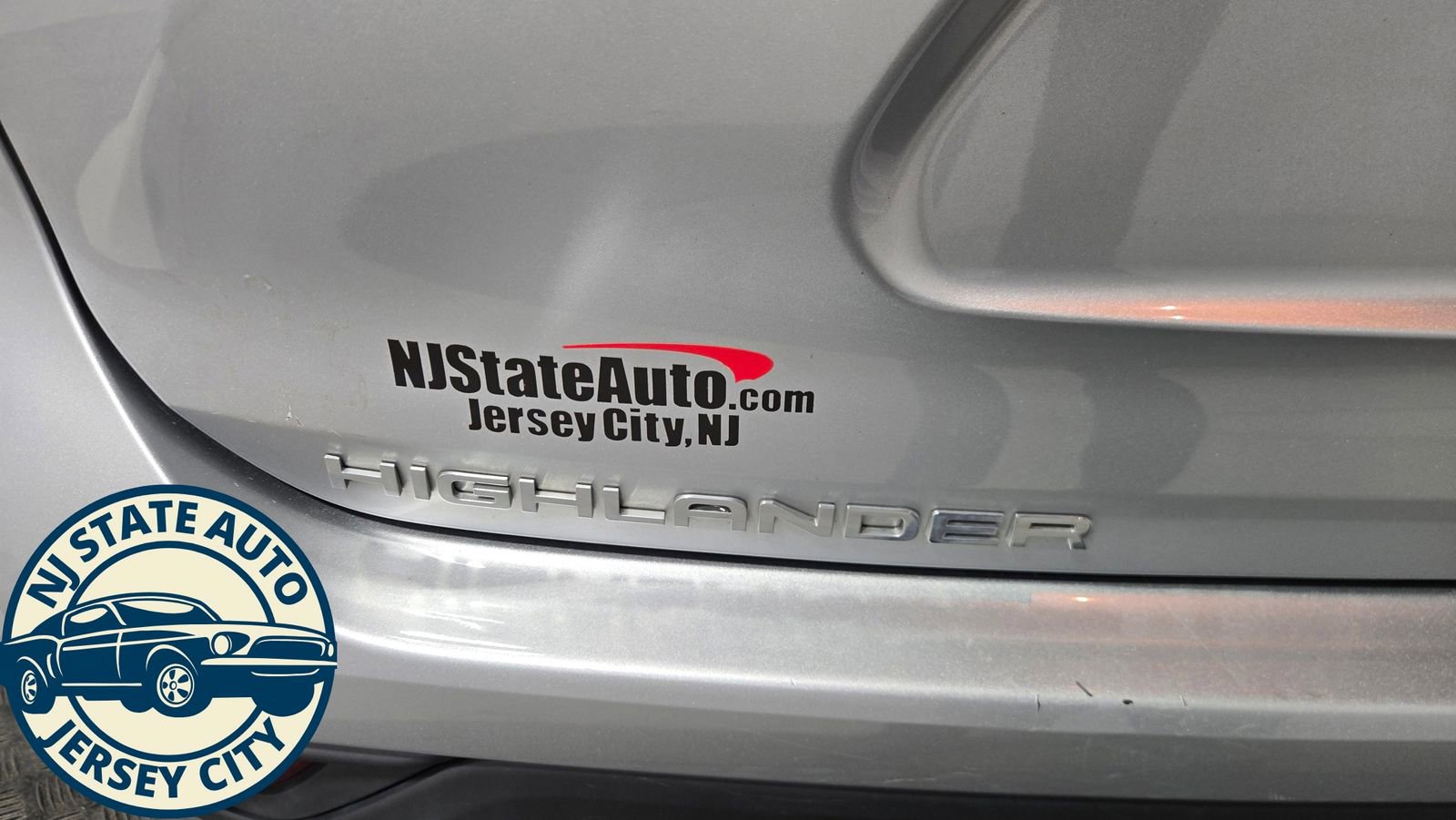 Used 2023 Toyota Highlander XLE AWD/4WD image 33