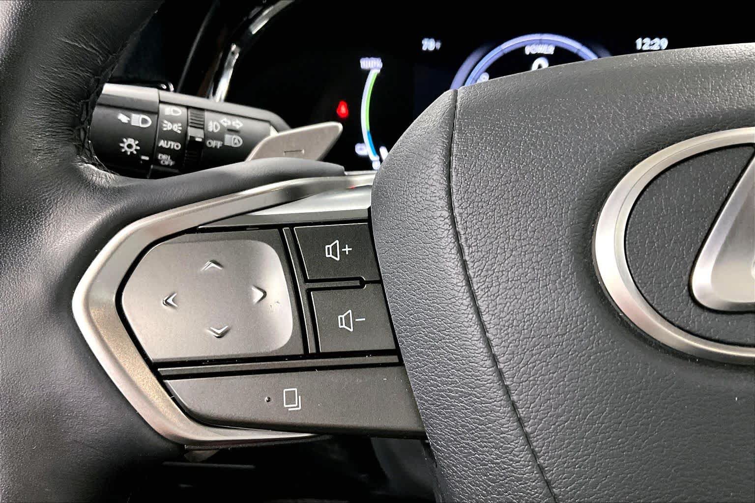 Used 2024 Lexus NX 450h+ AWD w/ Vision Package image 24