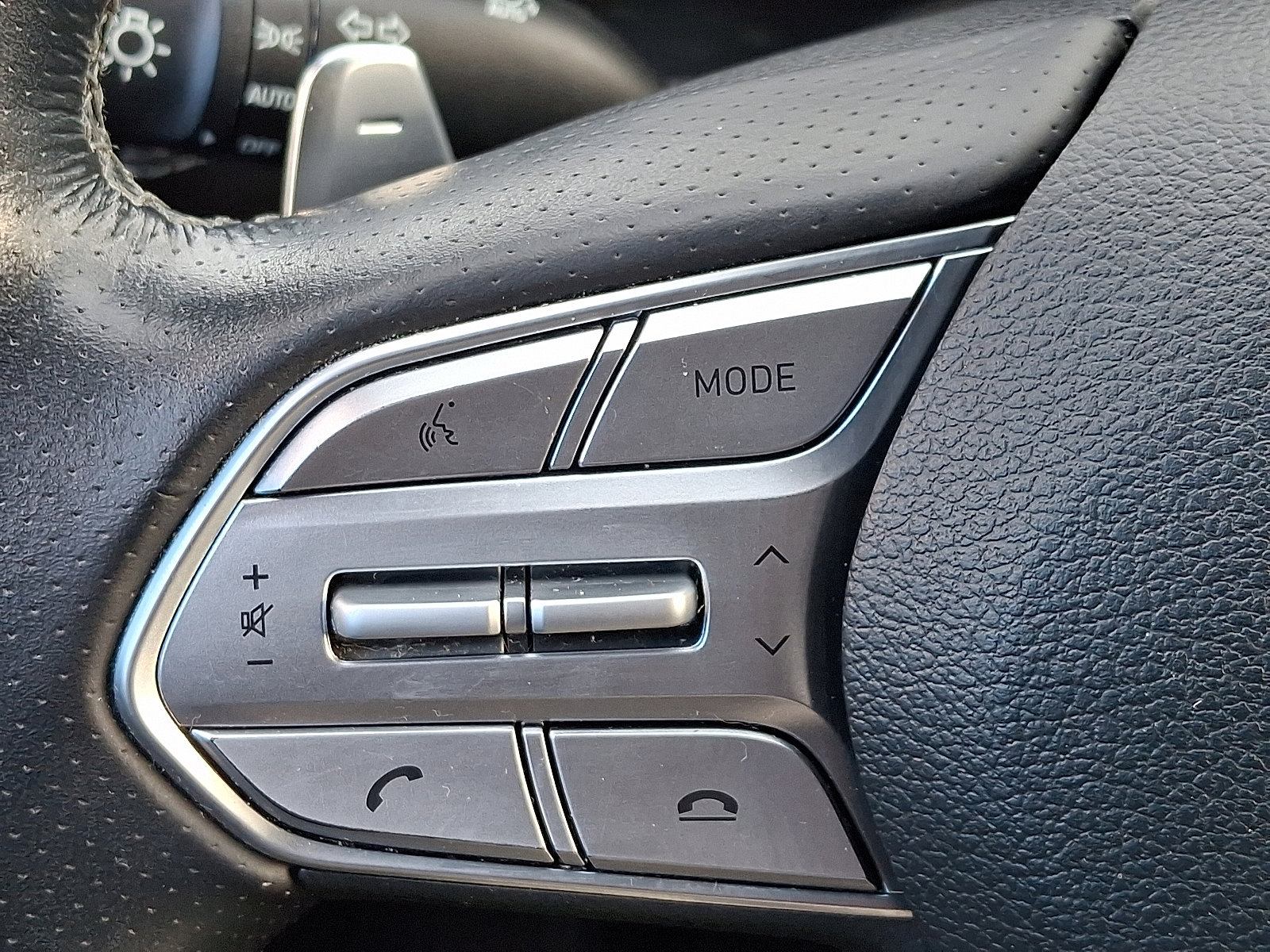 Used 2021 Hyundai Santa Fe Calligraphy image 23