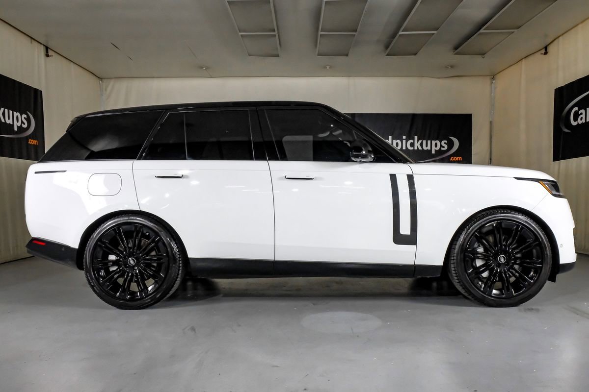 Used 2024 Land Rover Range Rover SE image 5