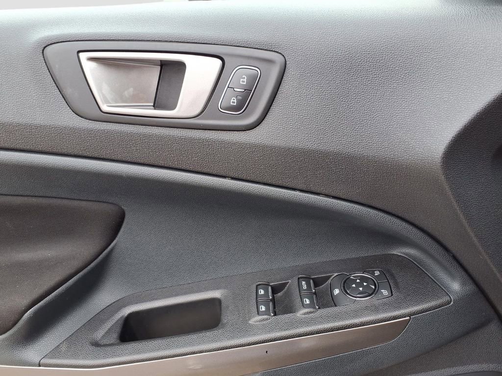 Used 2022 Ford EcoSport SE w/ SE Convenience Package image 28