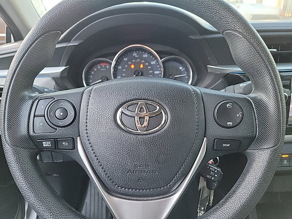 Used 2015 Toyota Corolla LE FWD image 10