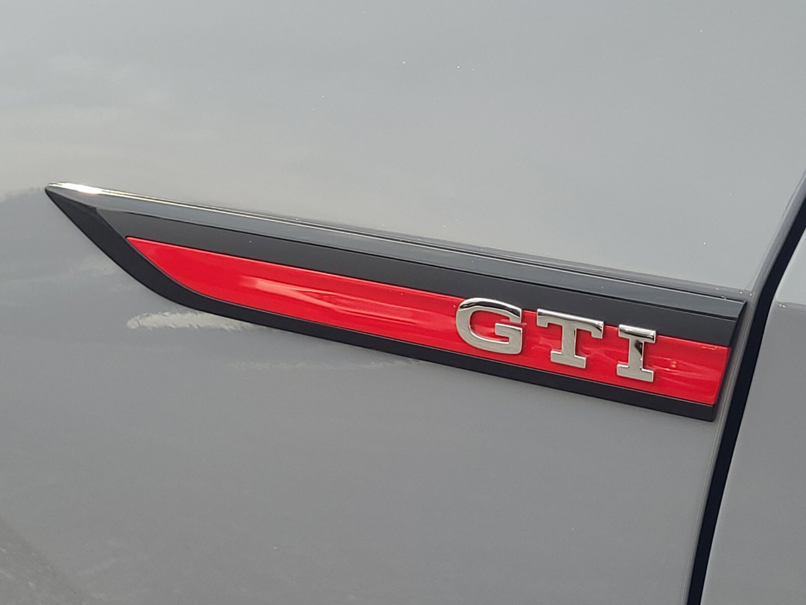 Used 2024 Volkswagen GTI SE image 30