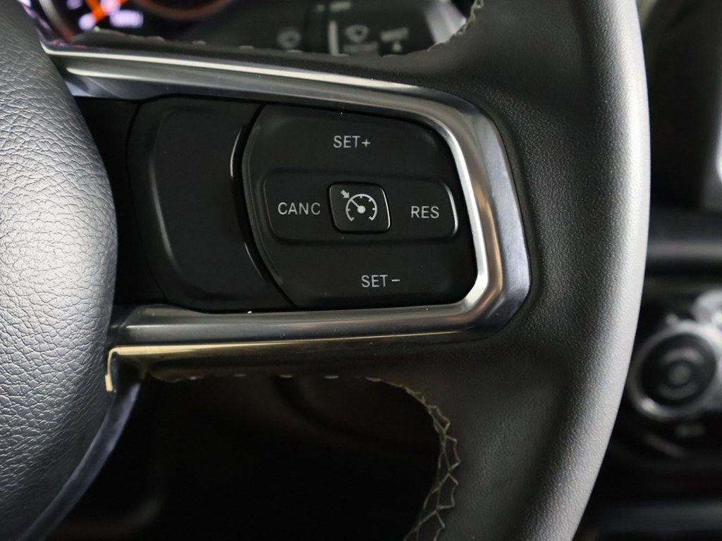 Used 2023 Jeep Gladiator Overland image 32