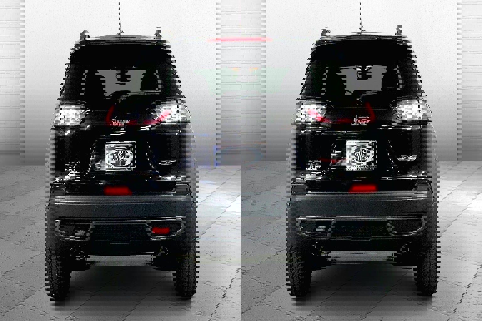 Used 2020 Jeep Cherokee Trailhawk w/ Cold Weather Group image 3