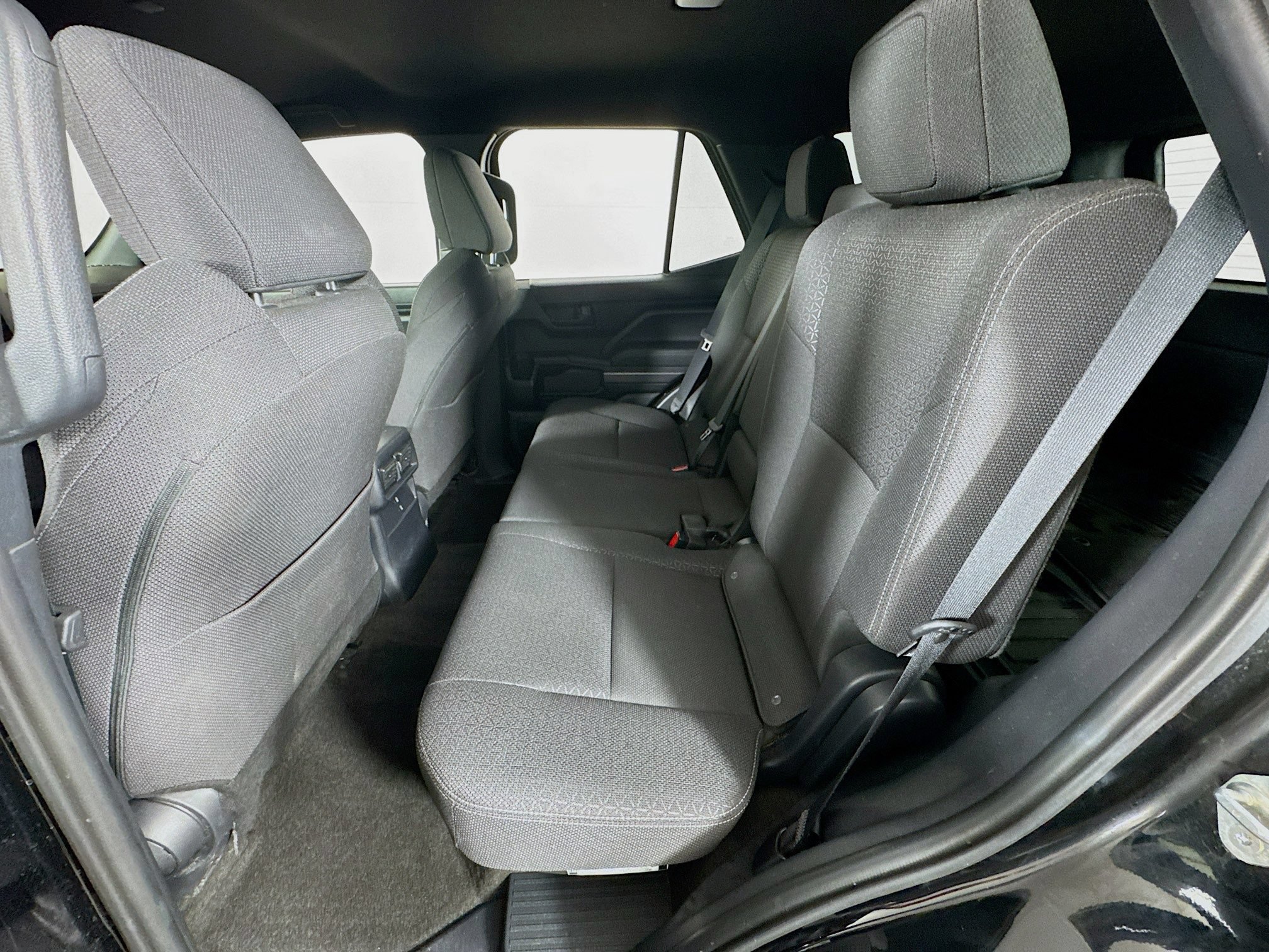 Certified 2025 Toyota 4Runner SR5 AWD/4WD image 17