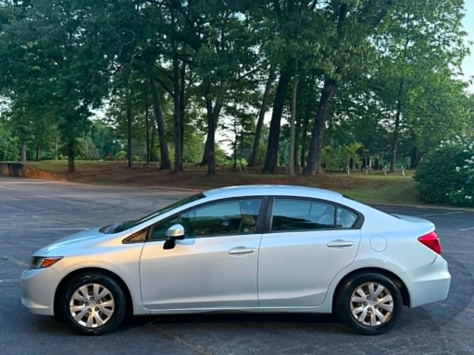 Used 2012 Honda Civic LX image 4