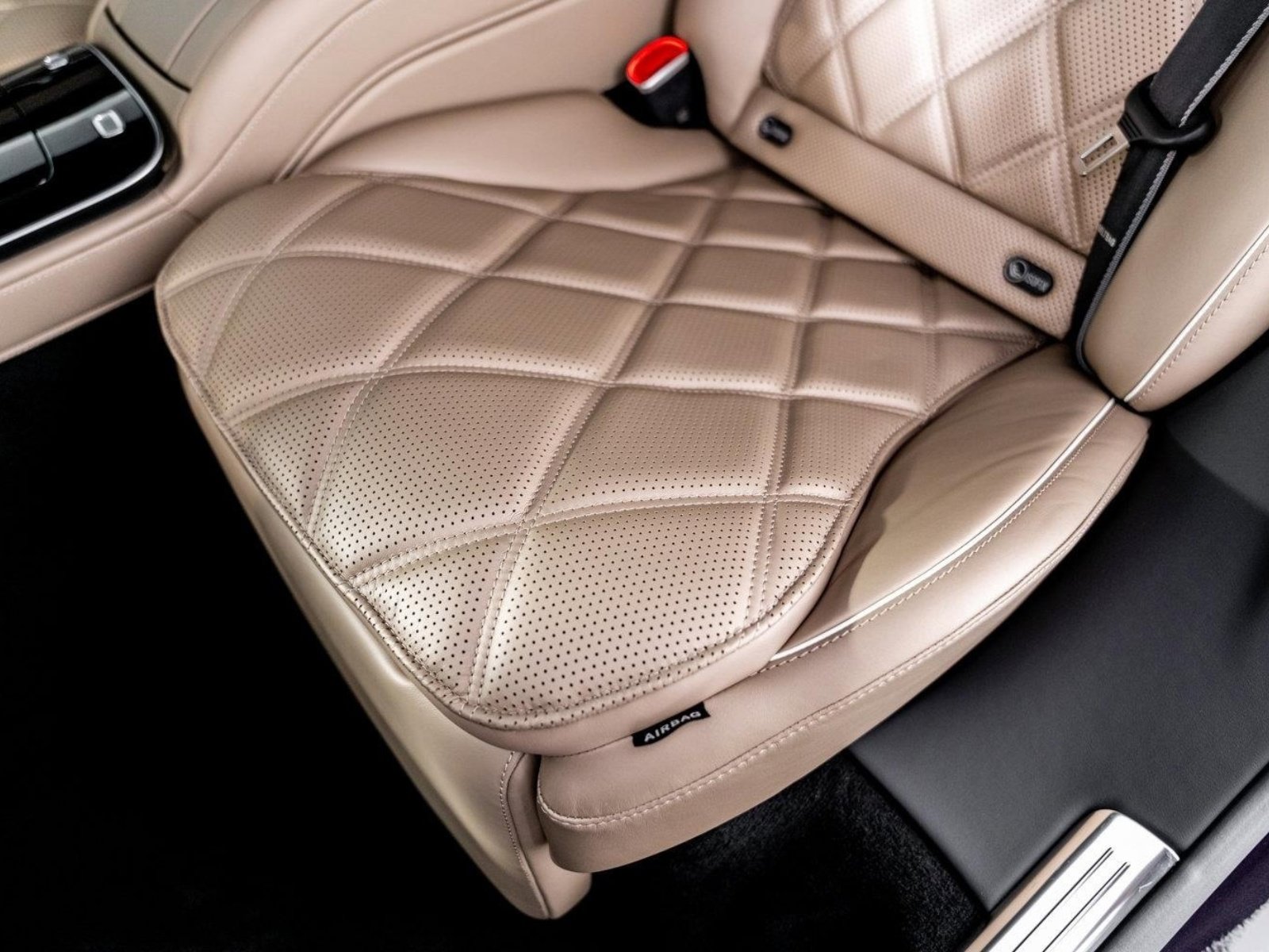 Used 2025 Mercedes-Benz Maybach S 680 4MATIC image 41