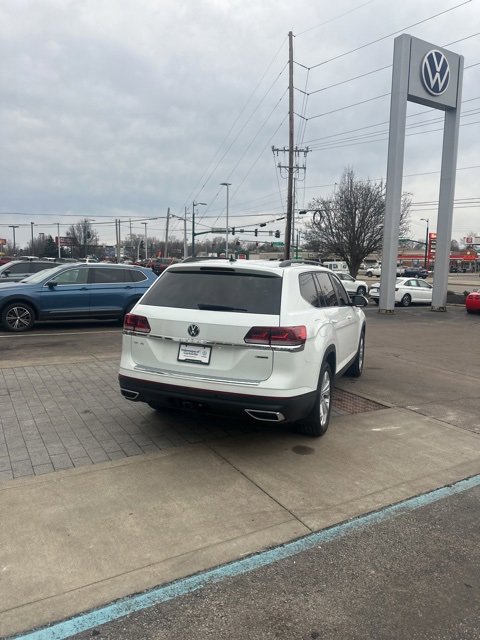 Used 2023 Volkswagen Atlas SE w/ Panoramic Sunroof Package image 12