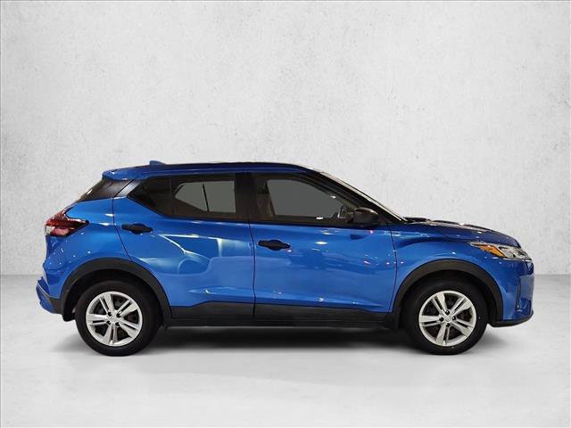Used 2021 Nissan Kicks S FWD image 4