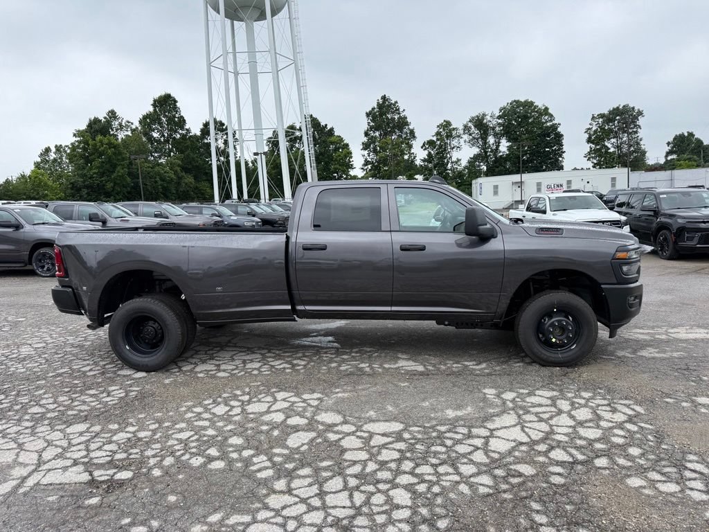 New 2026 RAM 3500 Tradesman AWD/4WD image 5