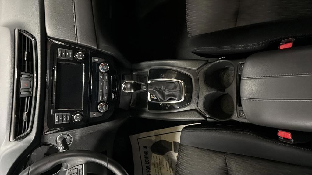 Used 2018 Nissan Rogue SV AWD/4WD image 19