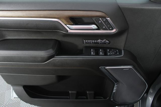 Used 2023 Chevrolet Silverado 1500 High Country w/ High Country Premium Package image 16