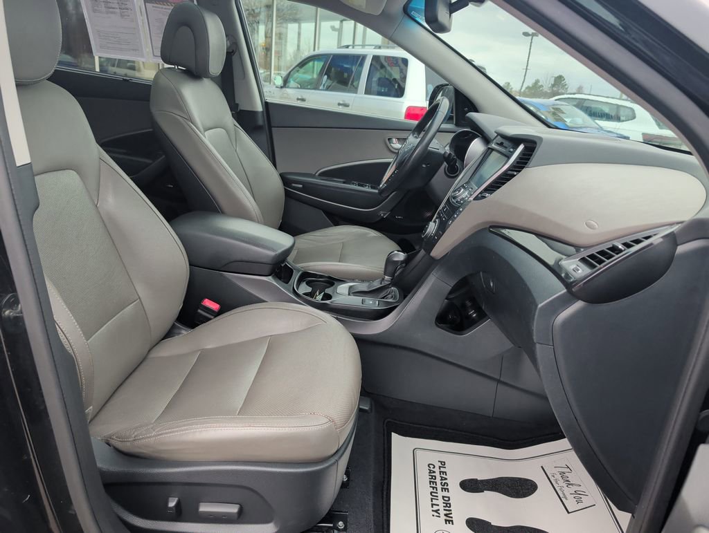 Used 2015 Hyundai Santa Fe Limited w/ Option Group 04 image 23