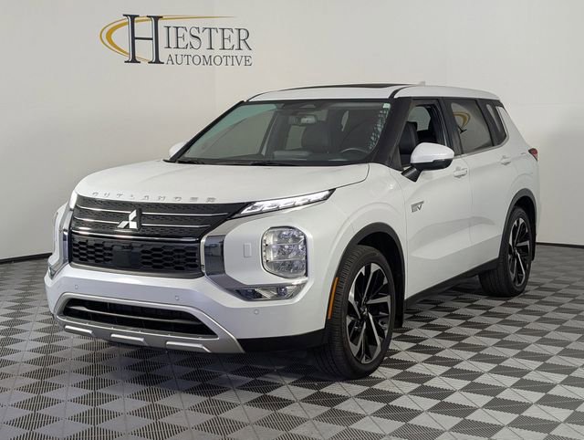 Used 2024 Mitsubishi Outlander SE AWD/4WD image 4