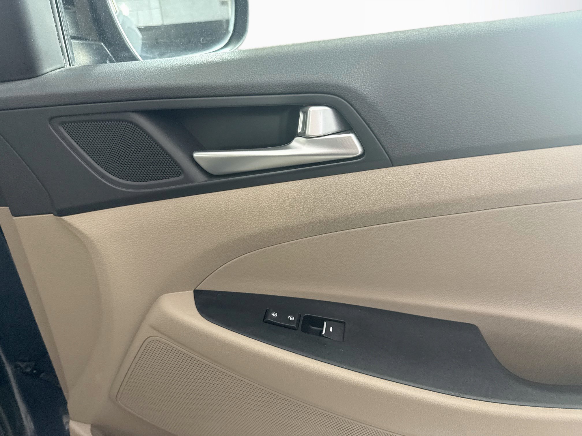 Used 2019 Hyundai Tucson Limited w/ Cargo Package FWD image 31