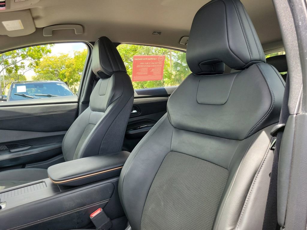 Certified 2024 Nissan Ariya AWD image 16