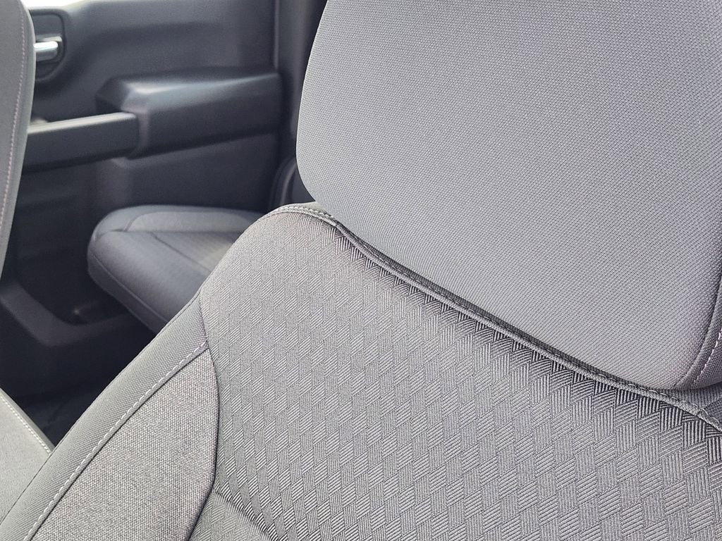 New 2026 Chevrolet Silverado 2500 Custom w/ Custom Value Package AWD/4WD image 15