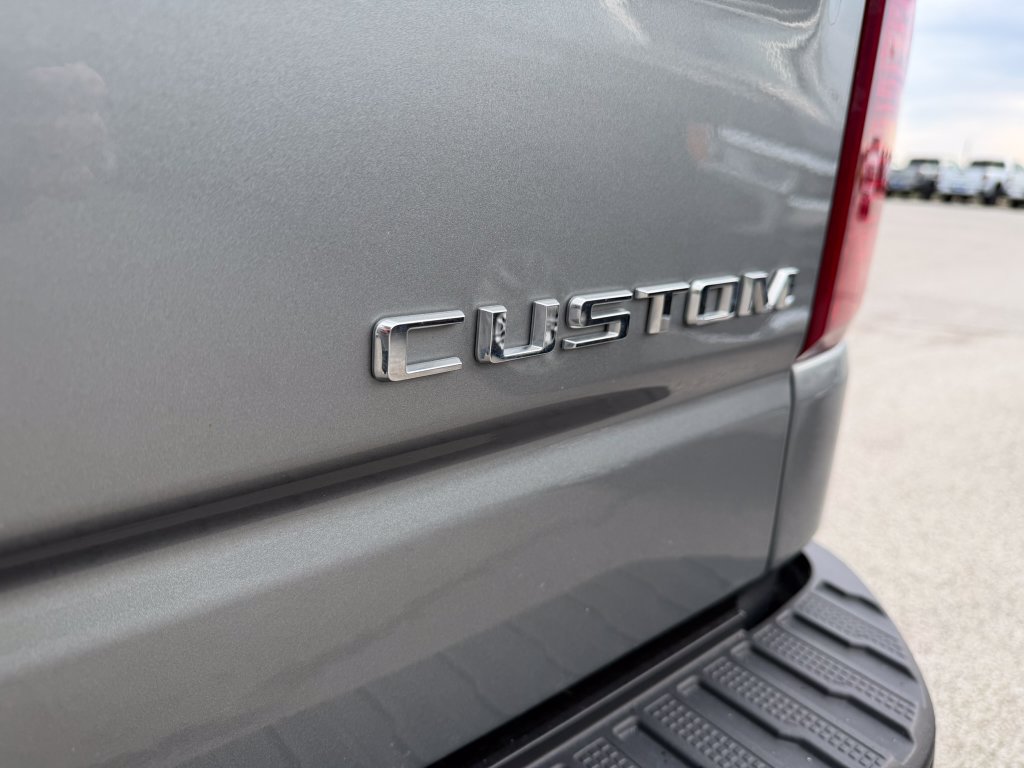 Used 2024 Chevrolet Silverado 1500 Custom Trail Boss AWD/4WD image 26
