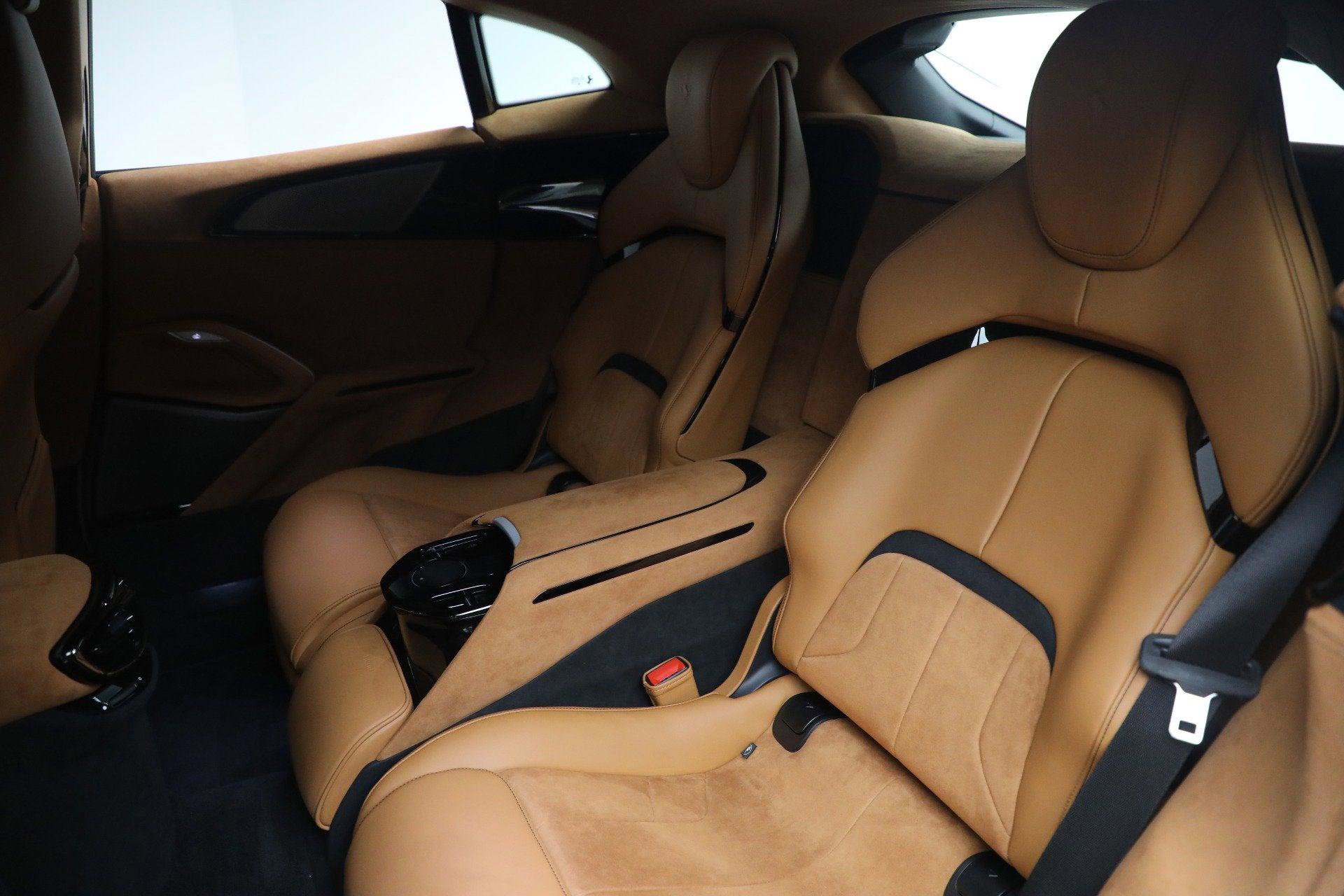 Certified 2024 Ferrari Purosangue AWD/4WD image 23