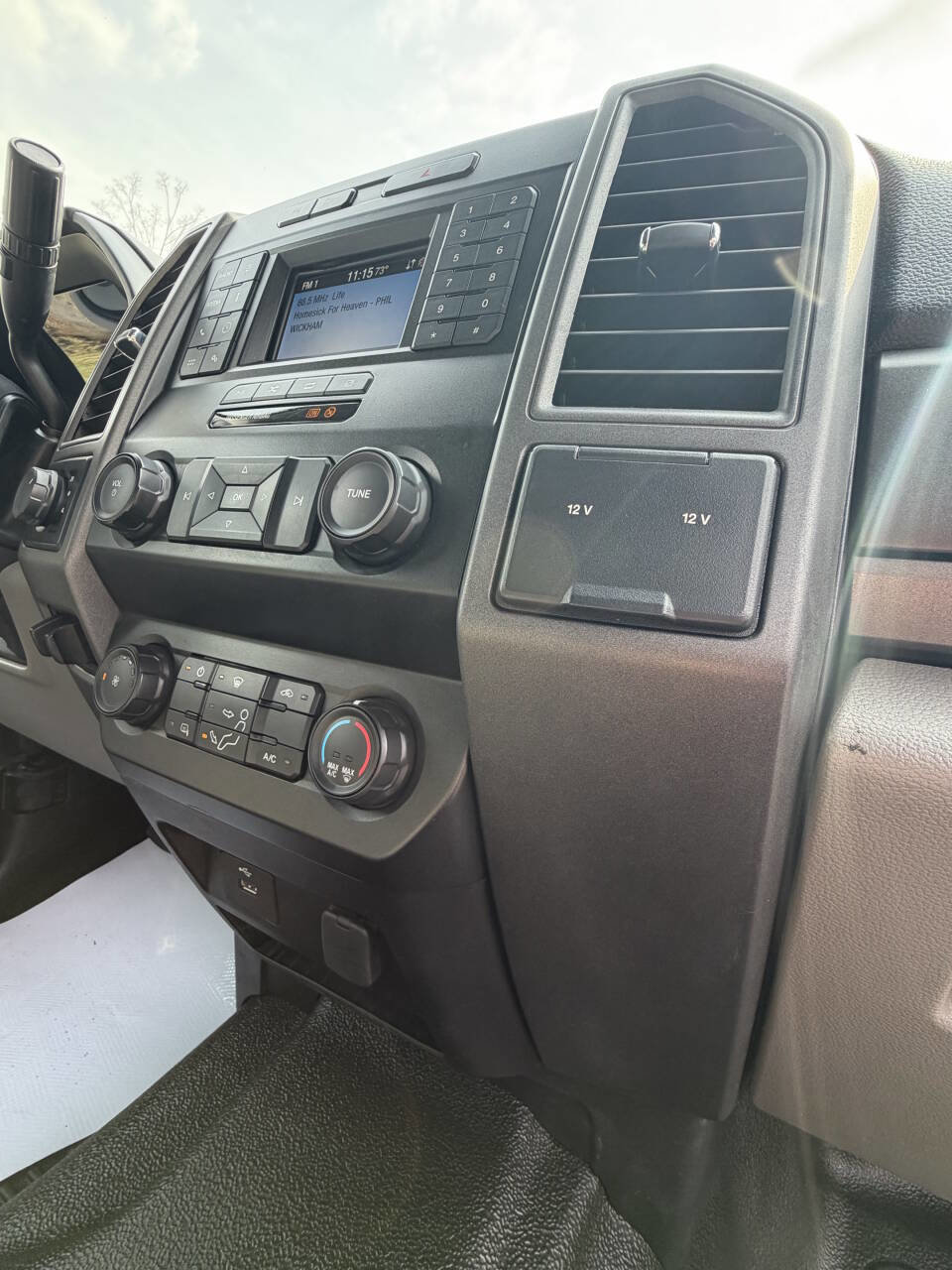 Used 2021 Ford F350 XL w/ Power Equipment Group image 36