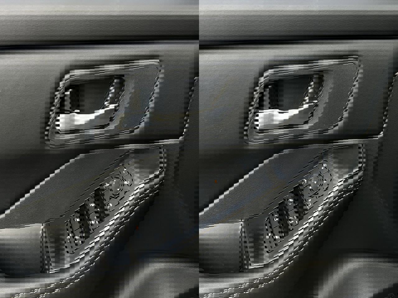 Certified 2026 Nissan Rogue SV image 22