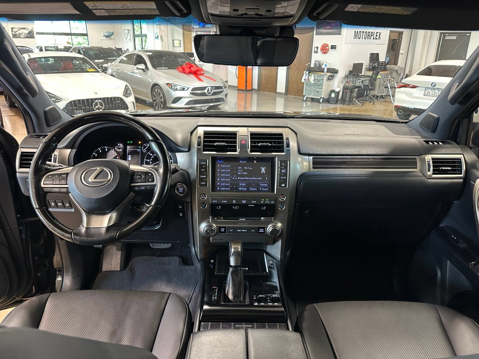 Used 2021 Lexus GX 460 Premium w/ Premium Package AWD/4WD image 16