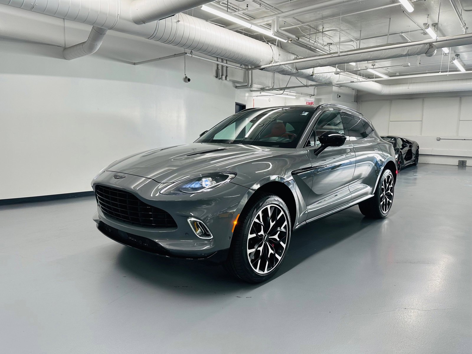 Used 2022 Aston Martin DBX