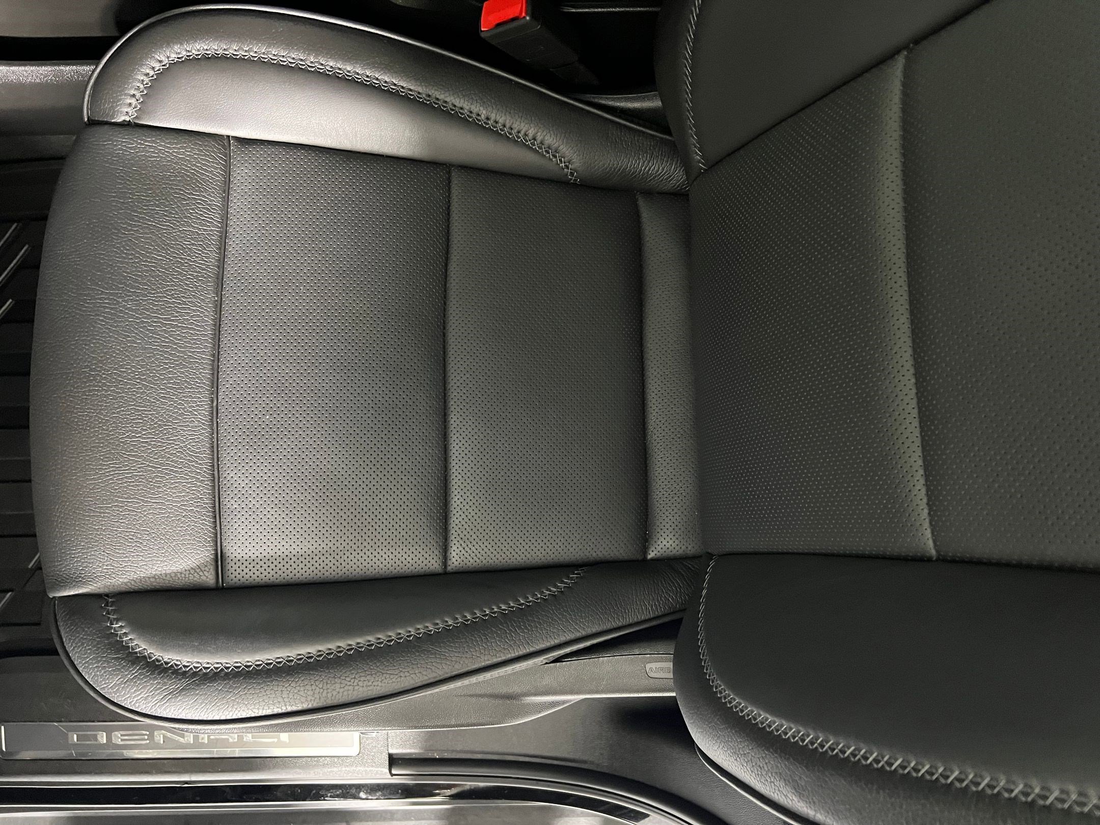 Used 2024 GMC Yukon Denali image 25