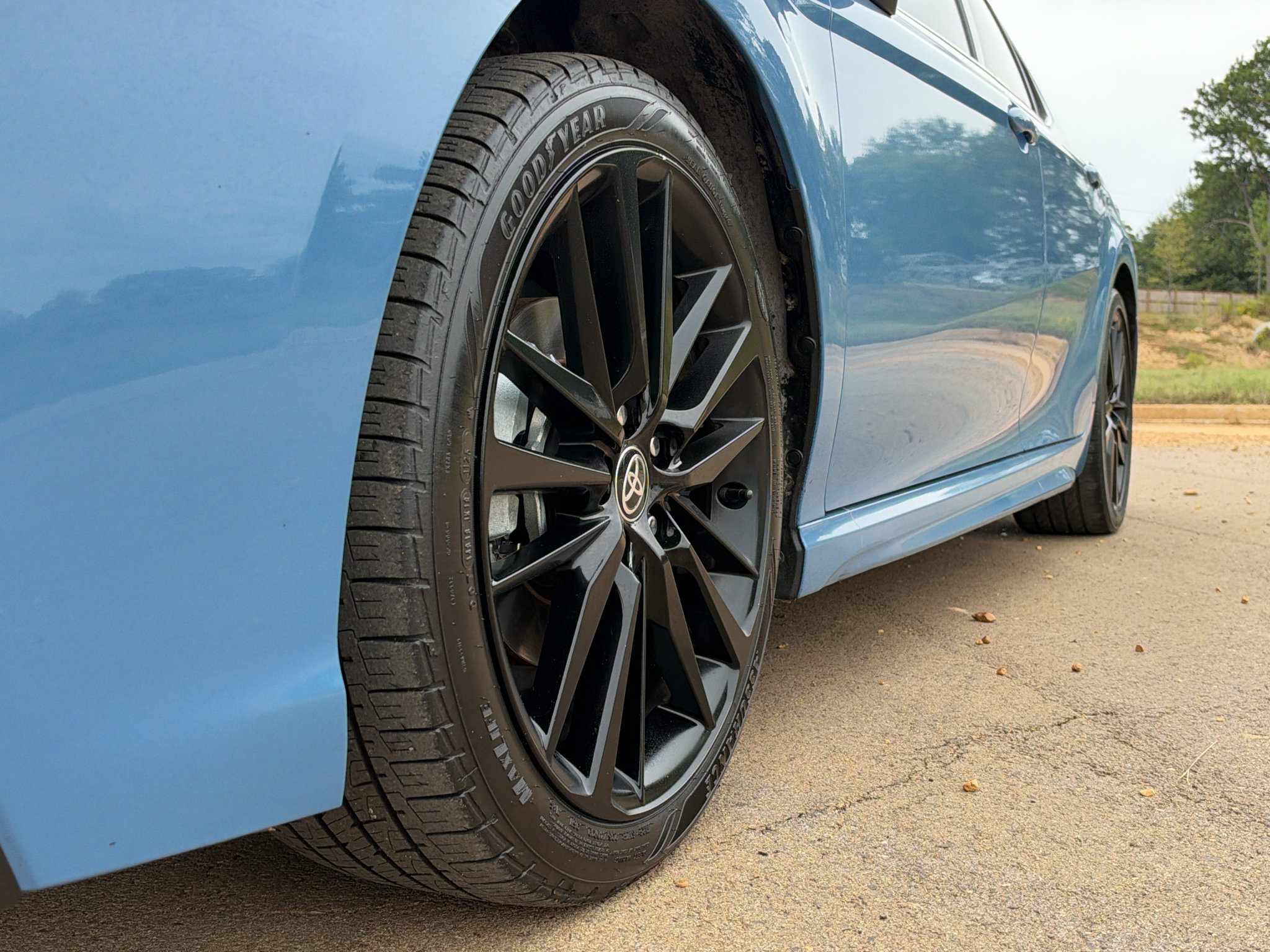 Used 2024 Toyota Camry XSE FWD image 10