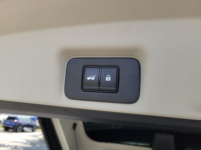 Used 2023 Nissan Ariya FWD image 10