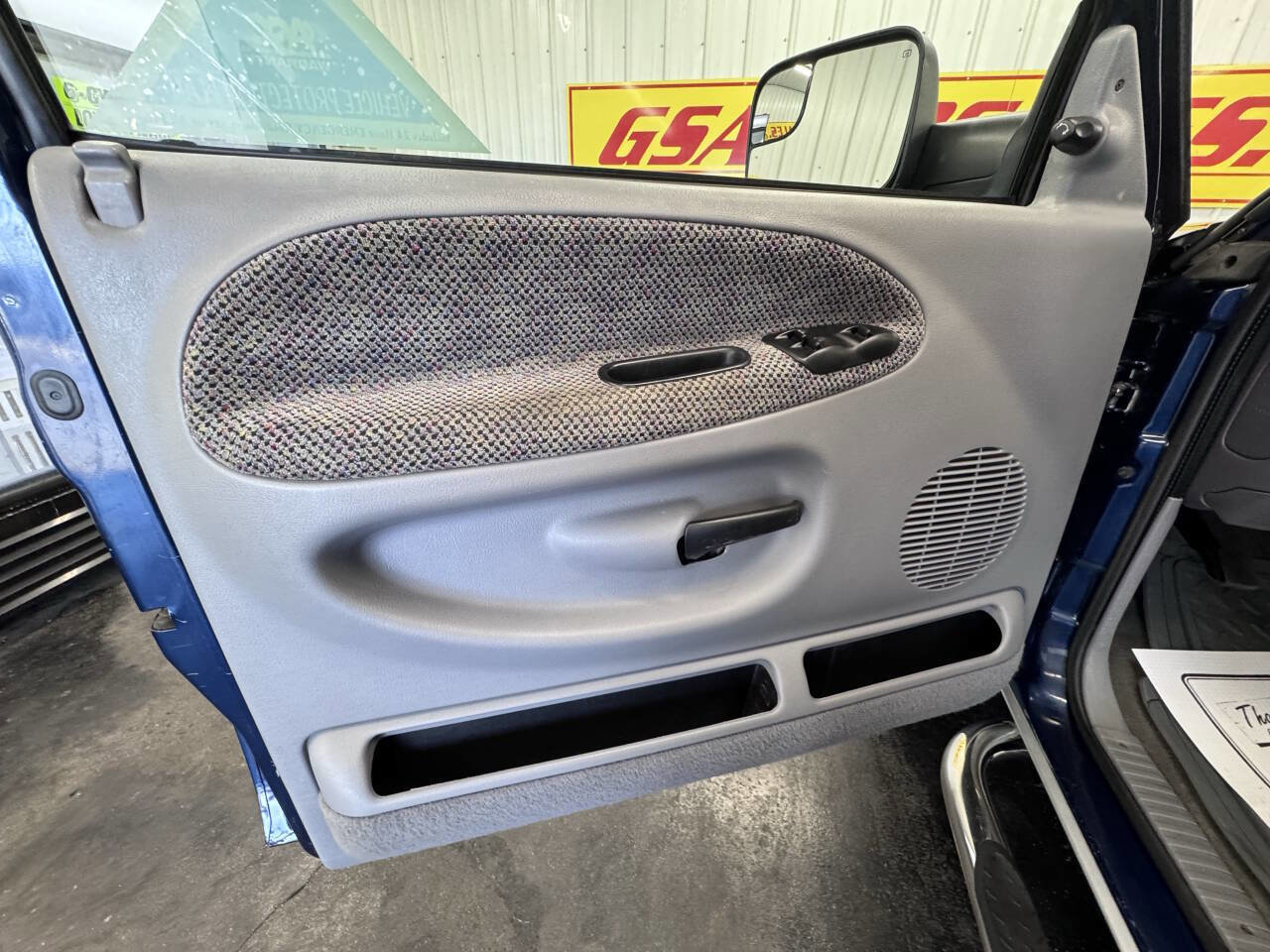 Used 2001 Dodge Ram 2500 Truck 2WD Quad Cab image 28