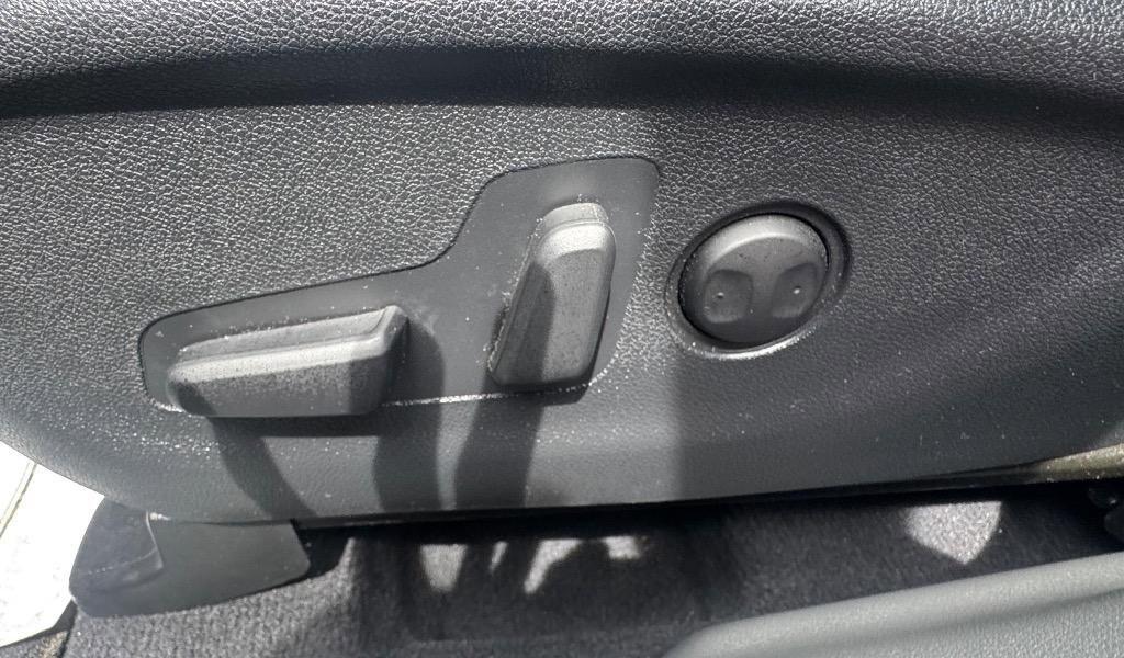 Used 2016 Kia Sorento EX FWD image 13