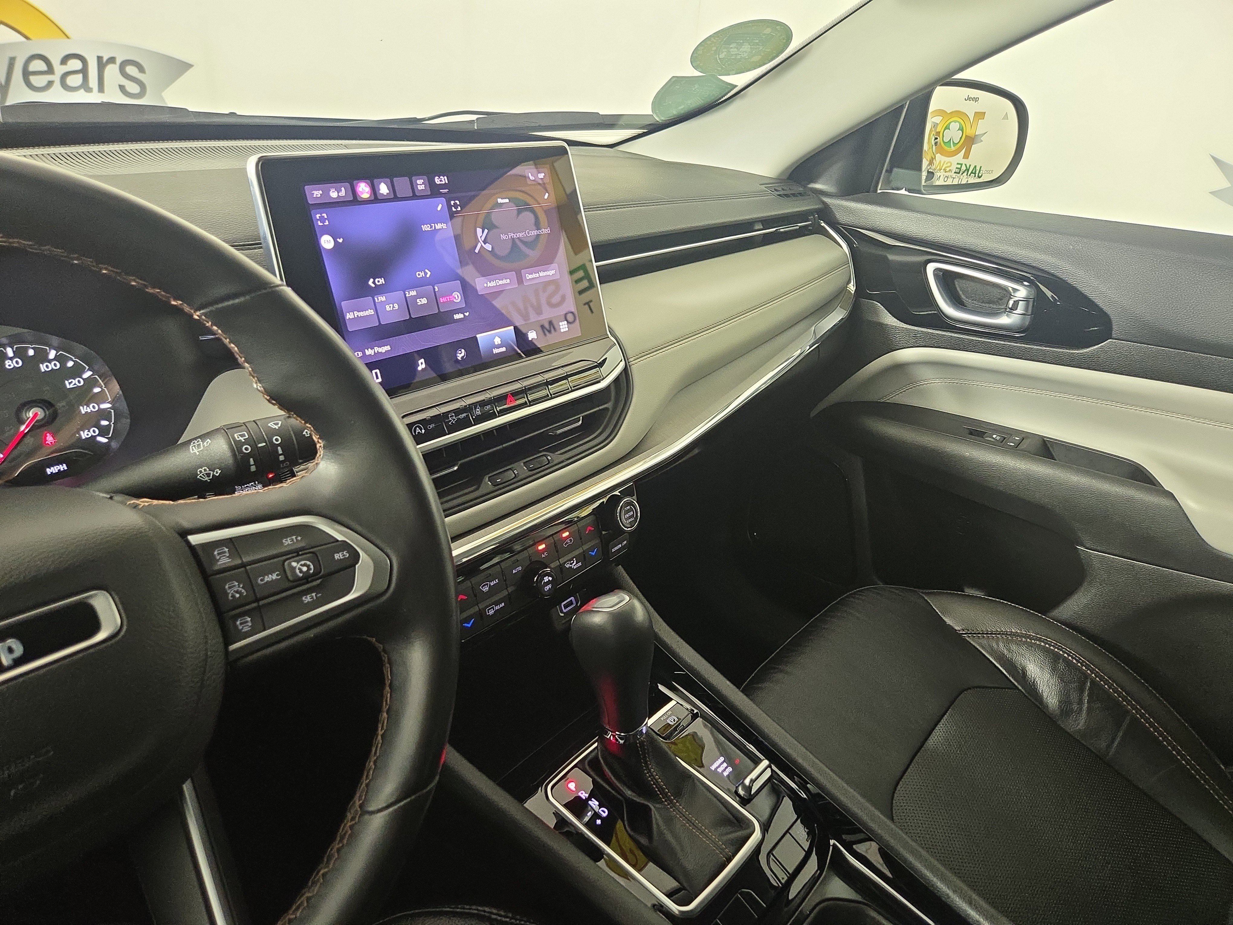 Used 2022 Jeep Compass Limited image 23