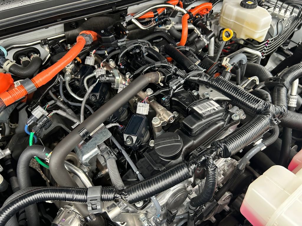 Used 2025 Toyota Land Cruiser AWD/4WD image 31