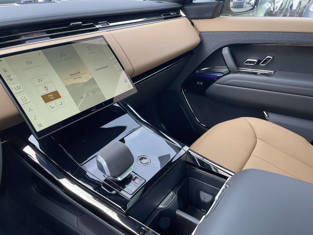 New 2026 Land Rover Range Rover Sport Dynamic SE AWD/4WD image 30
